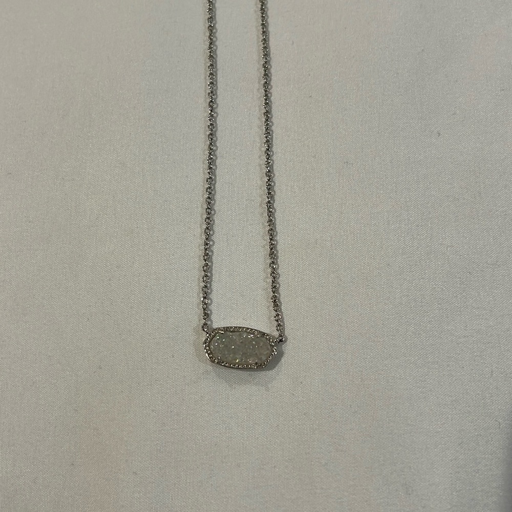 Kendra Scott Elisa necklace